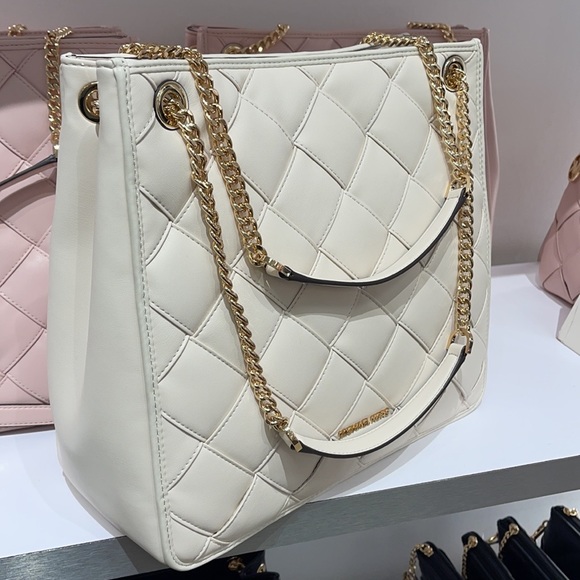 Michael Kors MK Regina Shoulder Bag Soft Leather Large Conv Bag - Picture 15 of 16